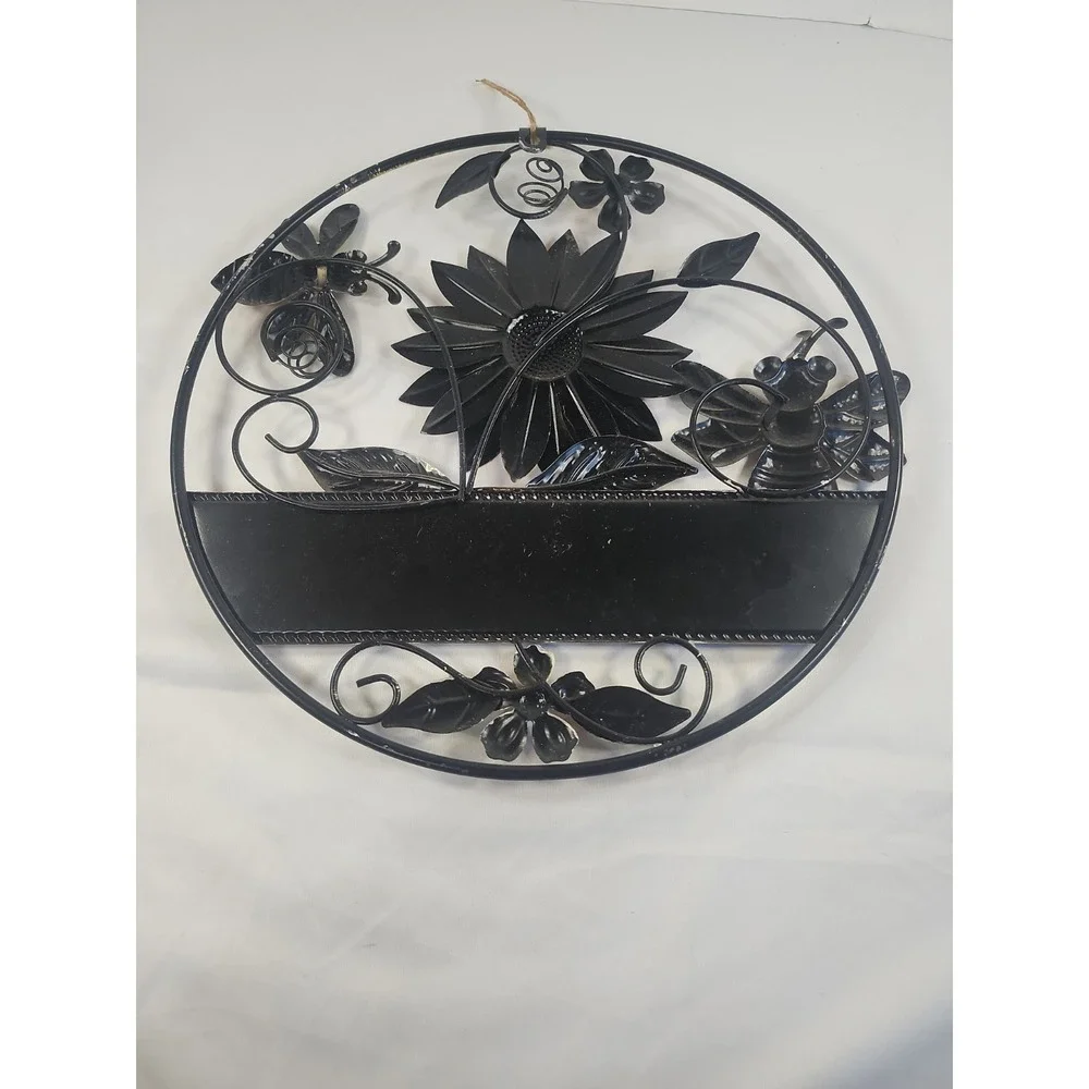 Metal Wall Hanging Welcome Sign Bees And Flowers 15‎ X 15 Inch